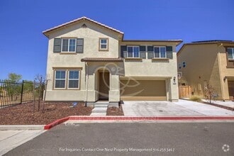 Building Photo - 1033 Lincolnshire Cir