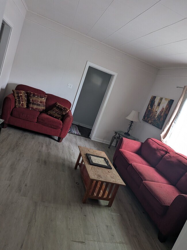Foto del edificio - 408 S Harrison St
