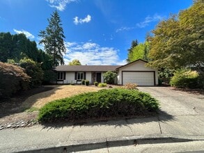 Building Photo - 12400 SW Berryhill Ln