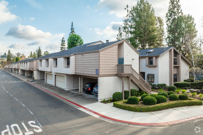 Building Photo - Quail Creek