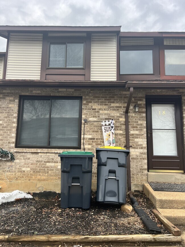 Foto del edificio - 18 Cedar Creek Ct