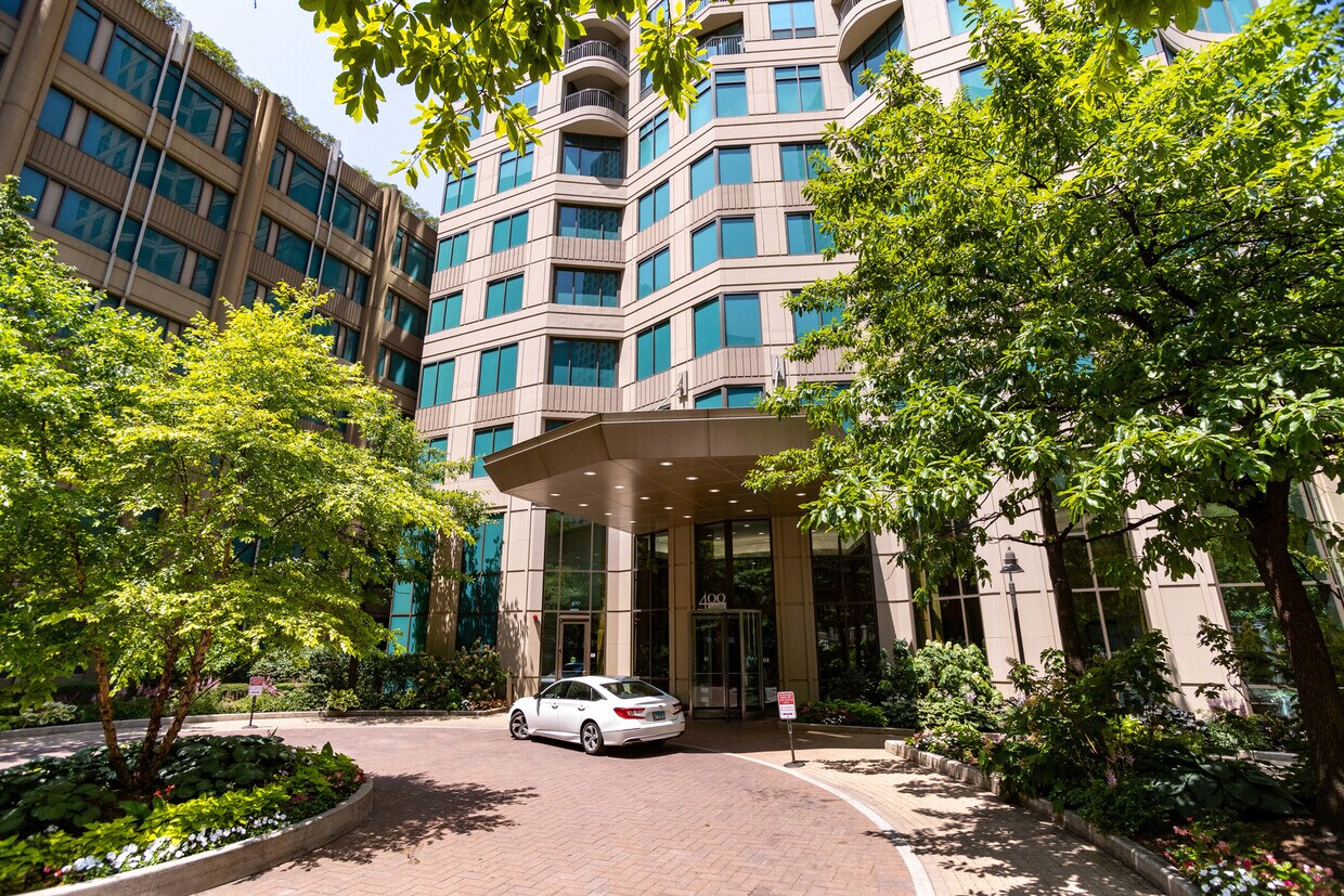 Foto principal - 400 N La Salle Dr