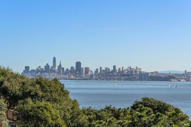 Foto del edificio - 280 Belvedere Ave