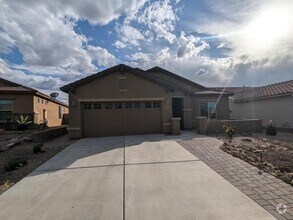 Building Photo - 13962 E Huppenthal Blvd