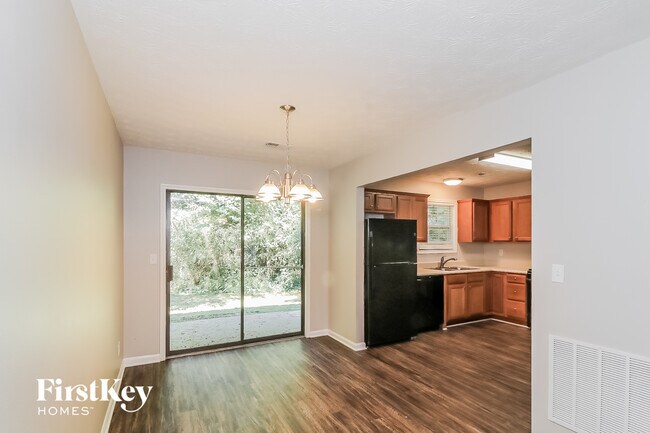 Building Photo - 4665 Jamerson Forest Pkwy