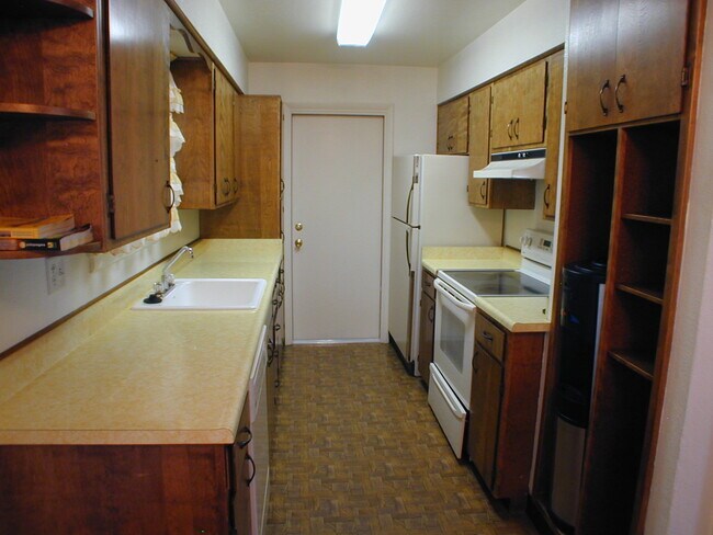 Foto del edificio - House For Lease