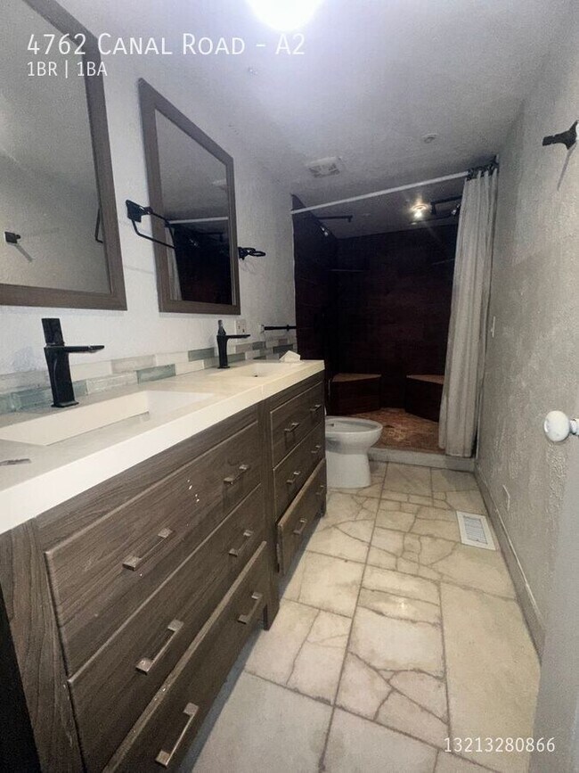 Foto del edificio - 4762 Canal Rd