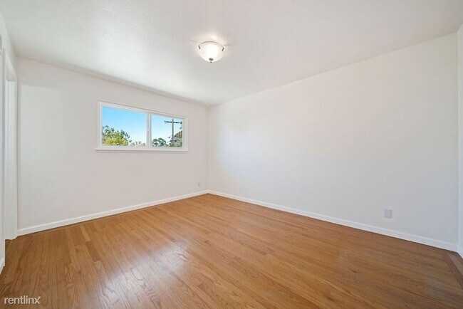 Building Photo - 3 br, 2 bath House - 2265 Trenton Drive