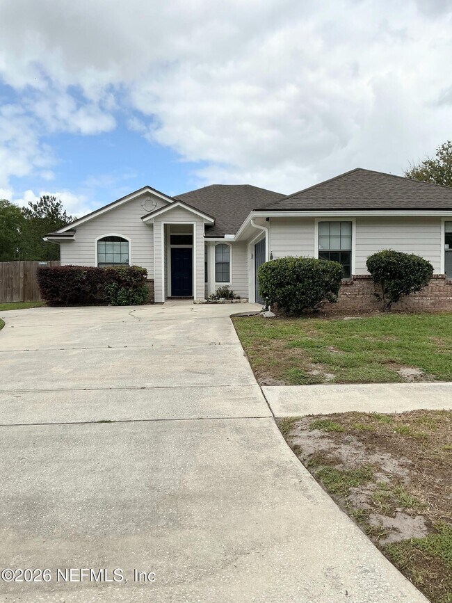 Foto del edificio - 2892 Golden Pond Blvd