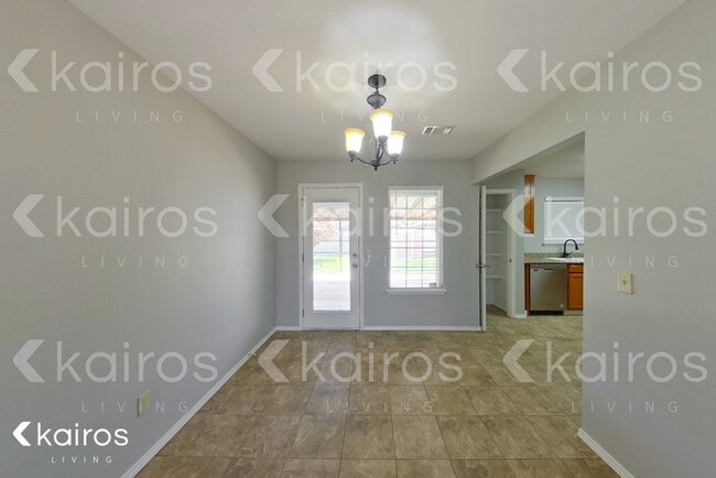 Building Photo - 4518 S Aldredge St