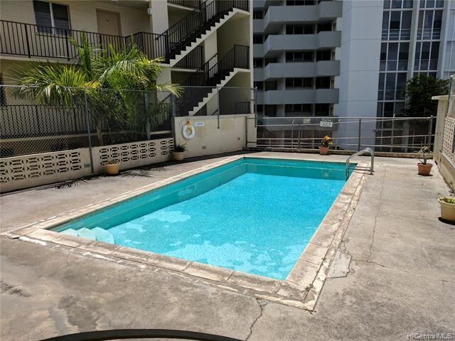 Foto del edificio - 1099 Green St
