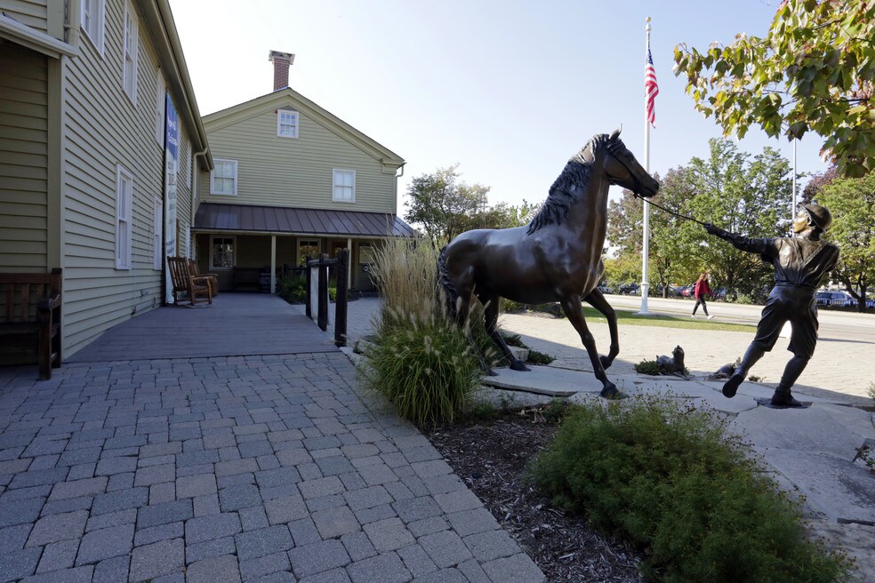 Is Century Hill a Good Place To Live in Naperville? Neighborhood