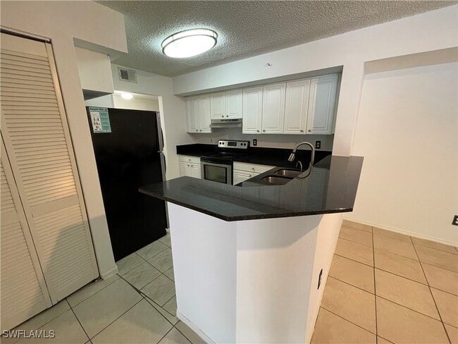 Building Photo - 8265 Ibis Club Dr