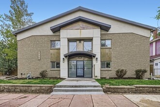 Building Photo - 2460 W Caithness Pl