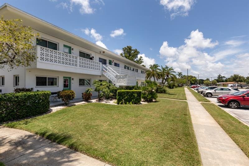 11200 86th Ave N Unit 202, Seminole, FL 33772 Condo for Rent in