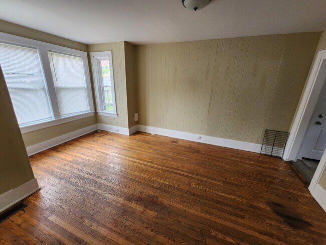 Foto del edificio - 3055 Melrose Ave NW