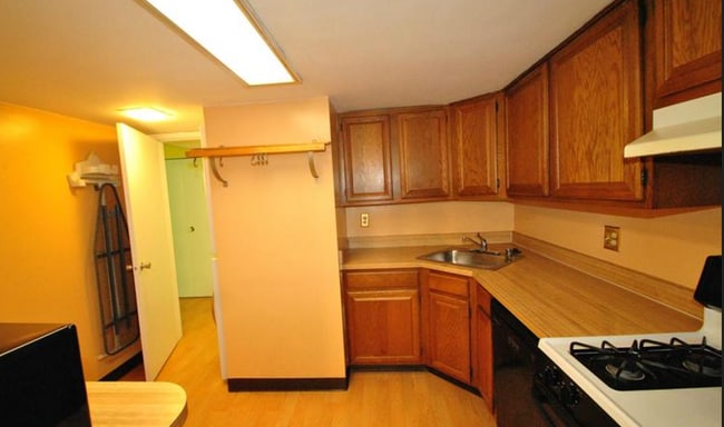 Foto del edificio - 1422 Northgate Sq