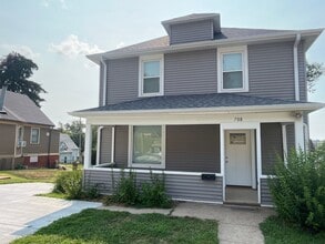 Building Photo - 708 N 41st St