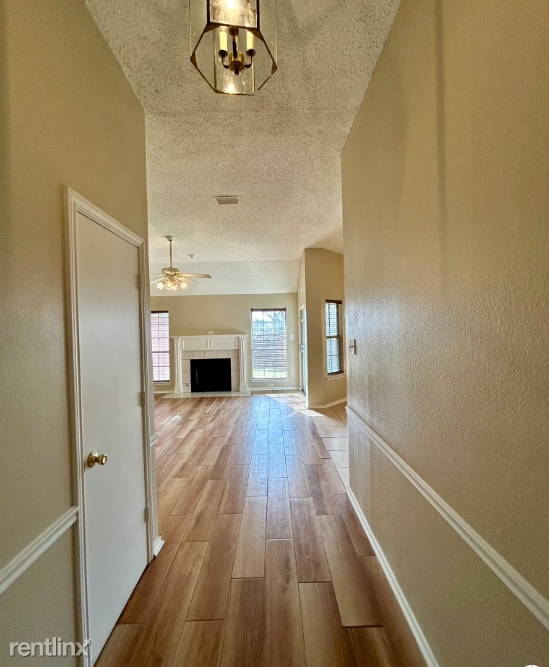 Building Photo - 3 br, 2 bath House - 435 Strata Dr