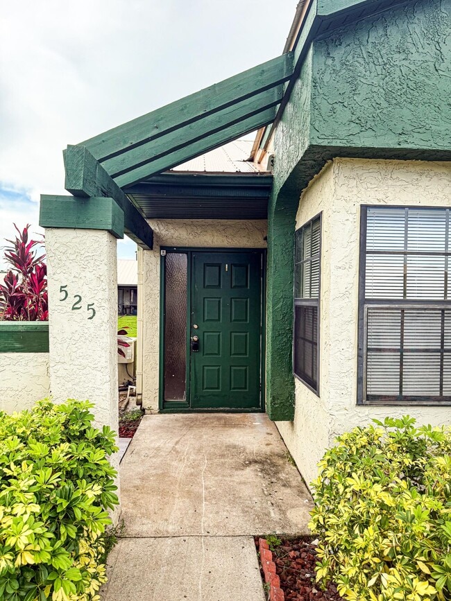 Foto del edificio - 525 SW Sara Blvd