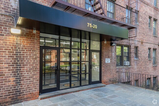 Building Entrance - The Warwick