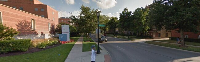 Foto del edificio - 408 Ridge Ave