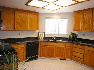 Foto del edificio - 214 Commons Ln