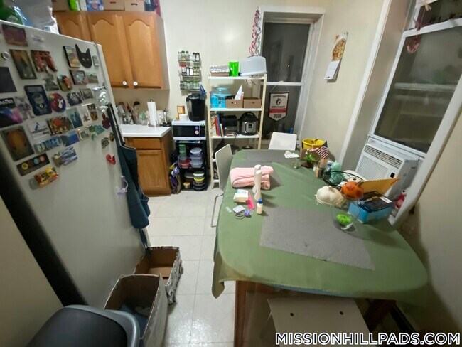 Foto del edificio - 822 Huntington Ave