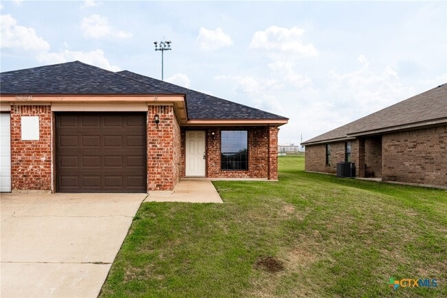 Building Photo - 3606 Dustin Ct