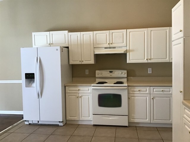 Building Photo - 101 Two Gait Ln