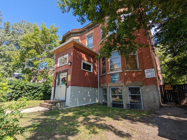 Building Photo - Sibley Mission Apartments