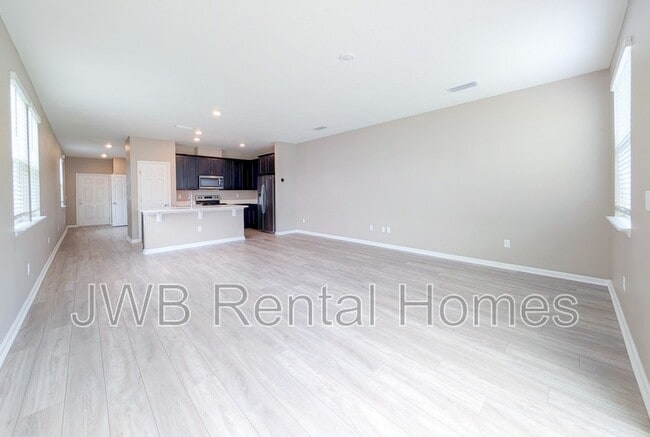 Building Photo - 9868 Fiddleback Ln