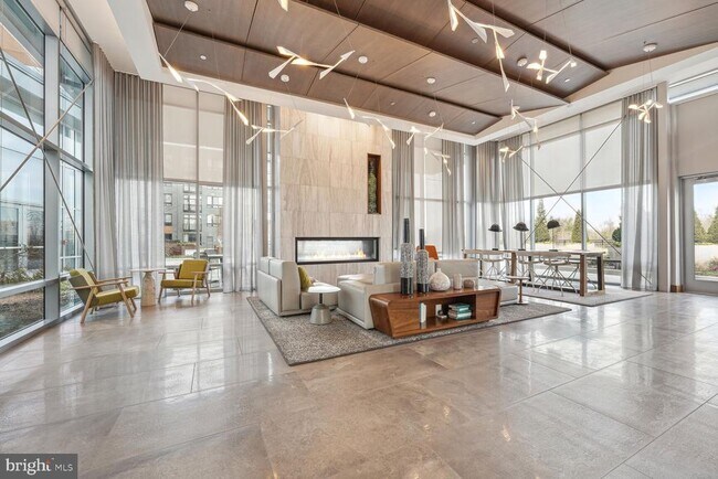 Building Photo - 145 Riverhaven Dr