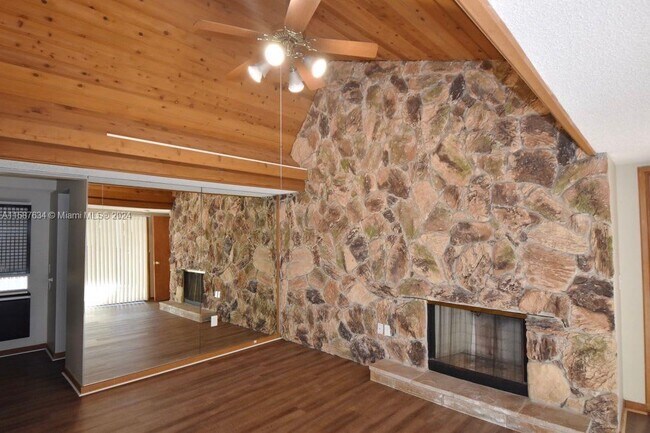 Foto del edificio - 7828 SW 118th Ct