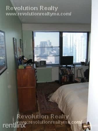 Building Photo - 1 br, 1 bath  - 63 East India Row