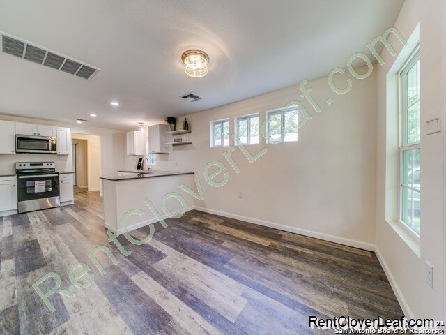 Foto del edificio - 411 W Humphreys St