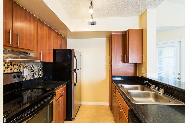 Foto del edificio - 421 Fountainhead Cir