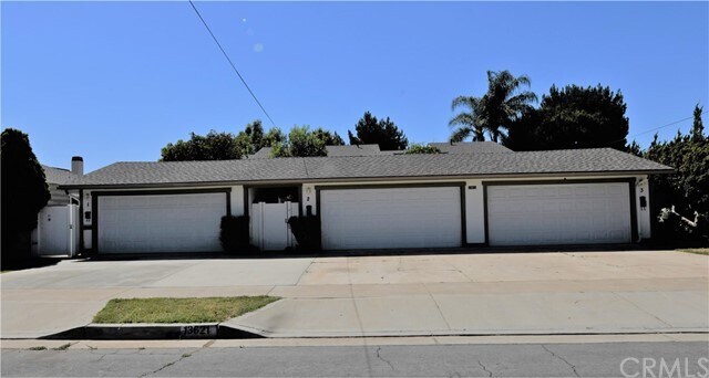 Foto del edificio - 13621 Green Valley Dr