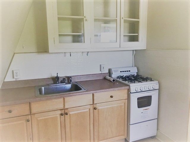 Primary Photo - 45 Fairview Avenue 5