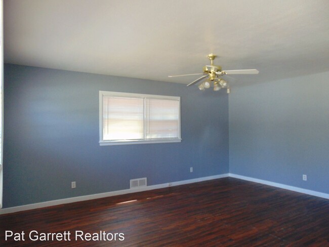 Building Photo - 3 br, 2 bath House - 3805-26th Street