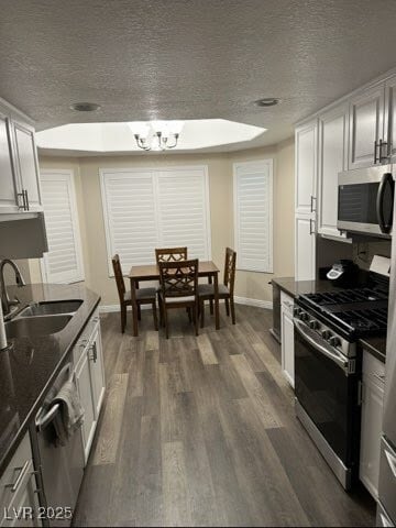 Building Photo - 1502 Cliff Branch Dr
