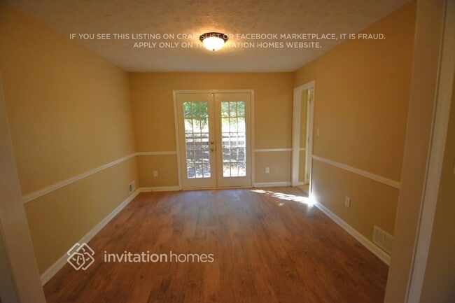 Building Photo - 4475 Susans Way