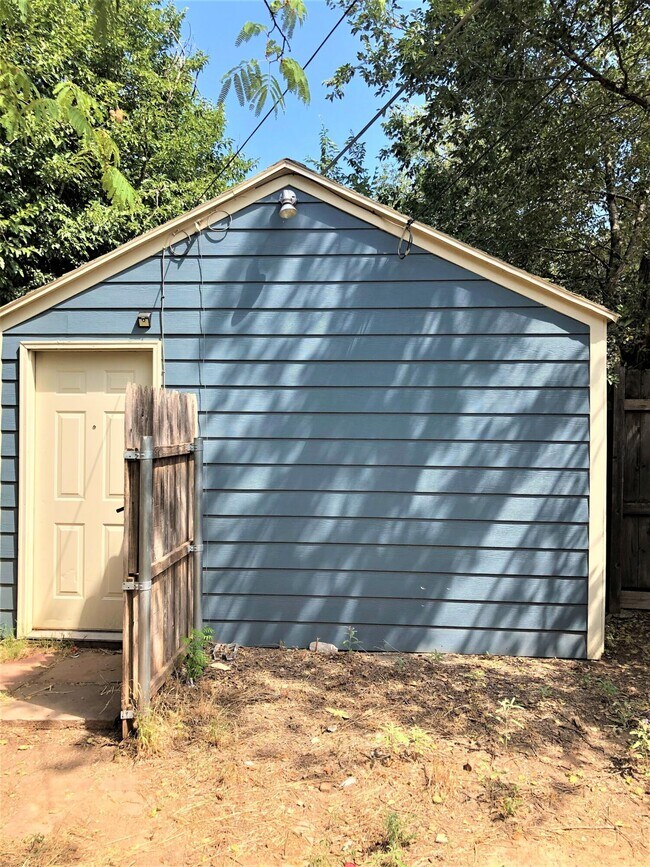 Foto del edificio - 2513 21st St