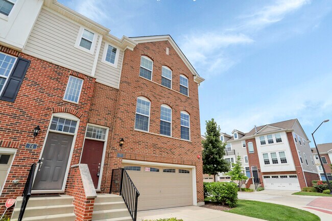 Foto del edificio - 78 Marcel Ln