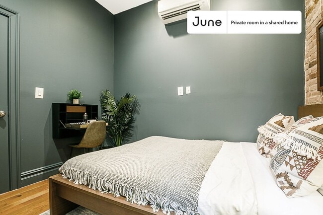 Foto del edificio - Room in Shared 3 bed/2 bath home