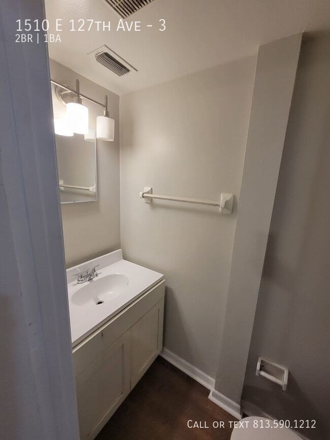 Foto del edificio - Beautifully Updated Tampa Apartment
