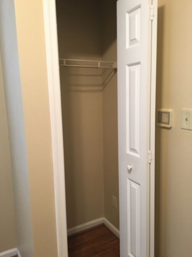 Foto del edificio - 101 Westover Ave