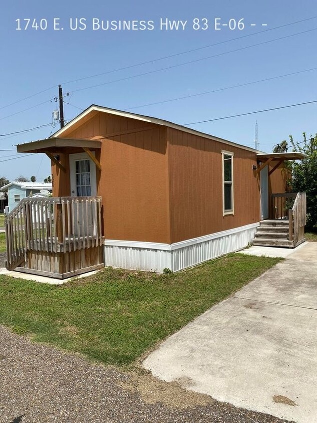 Primary Photo - 6 E St