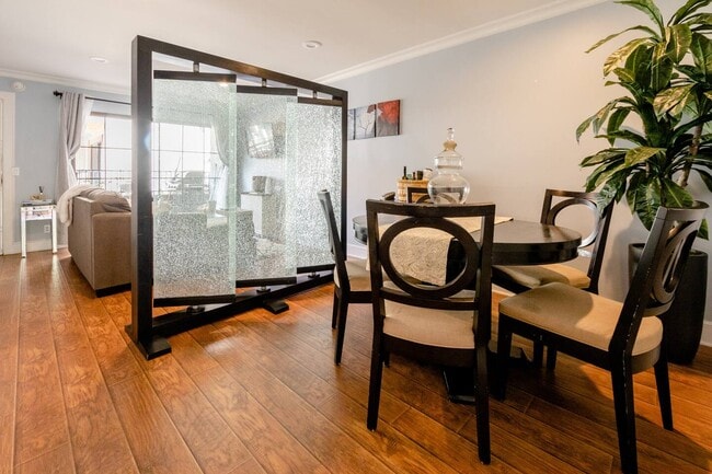 Foto del edificio - 11127 La Maida St