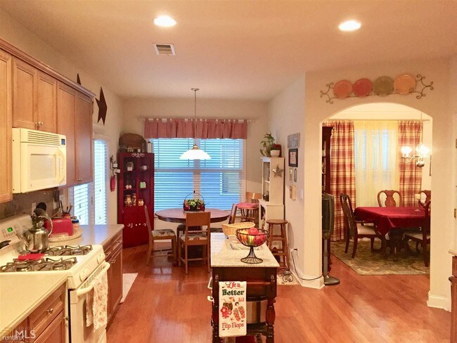 Foto del edificio - 4 br, 2 bath House - 3906 Carriage House Dr